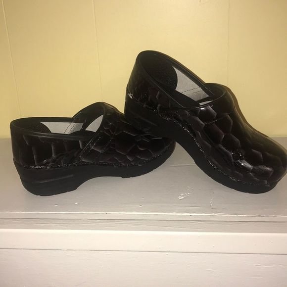 Dansko Professional Clogs - Picture 2 of 9